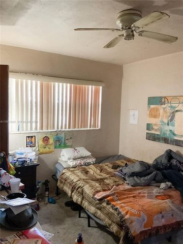 2515 SW 44th Ave, West Park, FL 33023