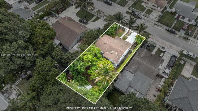 2001 NW 51st St, Miami, FL 33142