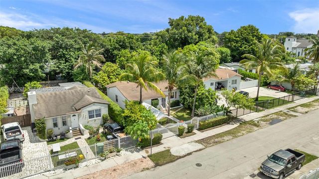 2001 NW 51st St, Miami, FL 33142