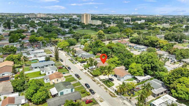 2001 NW 51st St, Miami, FL 33142