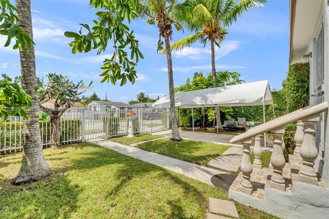 2001 NW 51st St, Miami, FL 33142