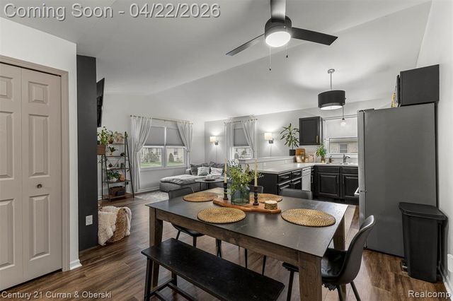 41812 King Edward Court, Clinton Township, MI 48038