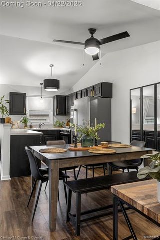 41812 King Edward Court, Clinton Township, MI 48038