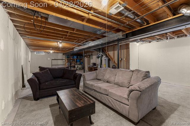 41812 King Edward Court, Clinton Township, MI 48038