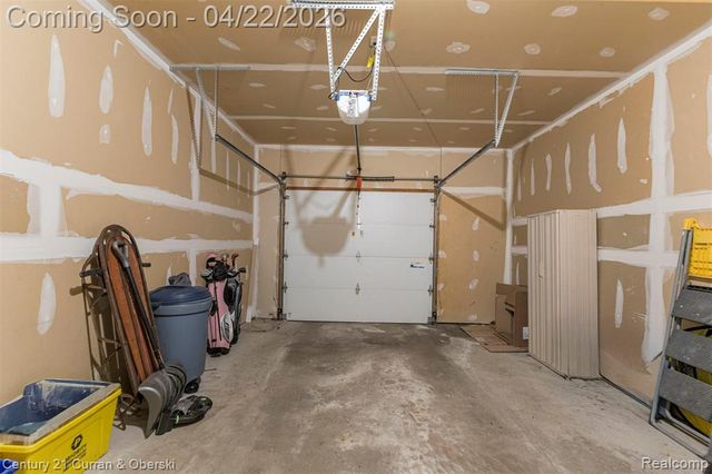 41812 King Edward Court, Clinton Township, MI 48038