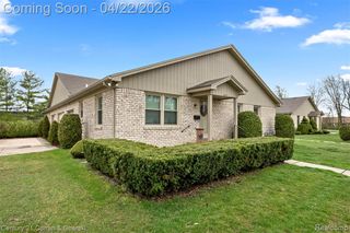 41812 King Edward Court, Clinton Township, MI 48038