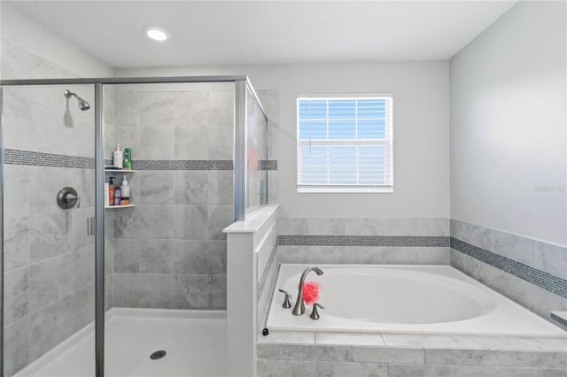 472 BRUNSWICK DRIVE, Davenport, FL 33837
