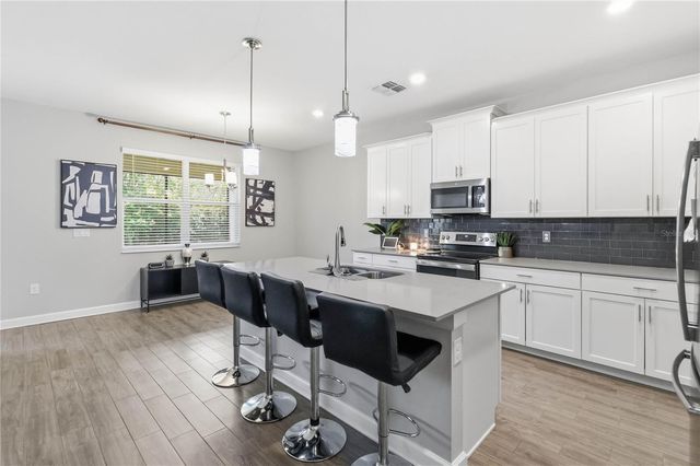 472 BRUNSWICK DRIVE, Davenport, FL 33837