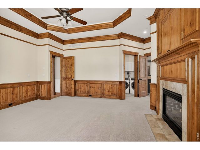 8652 Portico Ln, Longmont, CO 80503