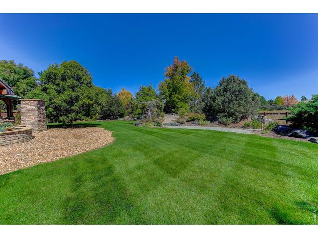 8652 Portico Ln, Longmont, CO 80503
