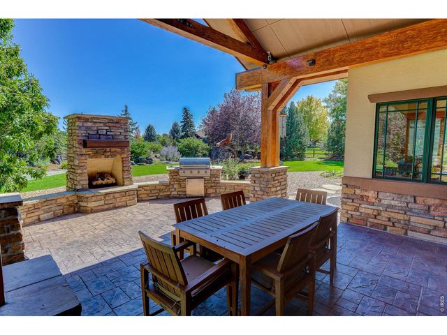 8652 Portico Ln, Longmont, CO 80503