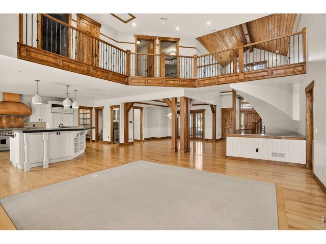 8652 Portico Ln, Longmont, CO 80503