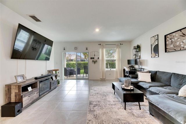 6927 SHELBY LYNN WAY, Zephyrhills, FL 33542