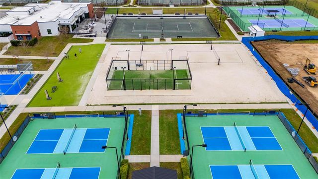 6927 SHELBY LYNN WAY, Zephyrhills, FL 33542