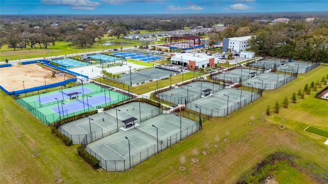 6927 SHELBY LYNN WAY, Zephyrhills, FL 33542