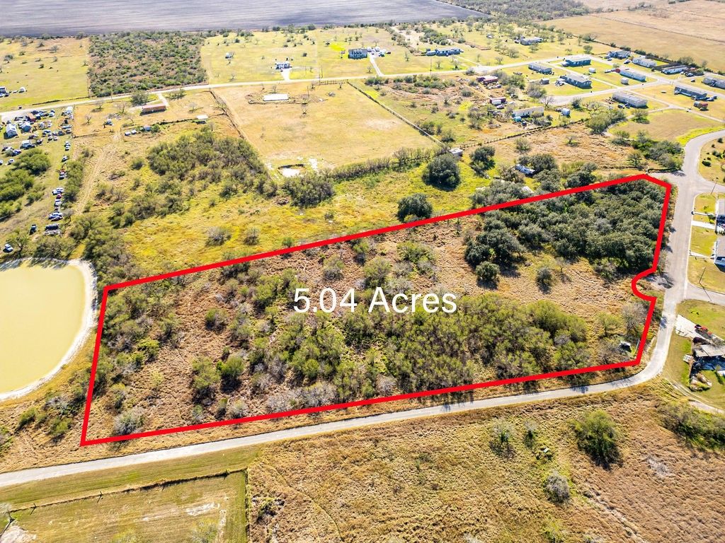 1933 Paloma, Sinton, TX 78387 — photo 4