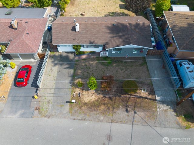 17900 51st Avenue S, Seatac, WA 98188