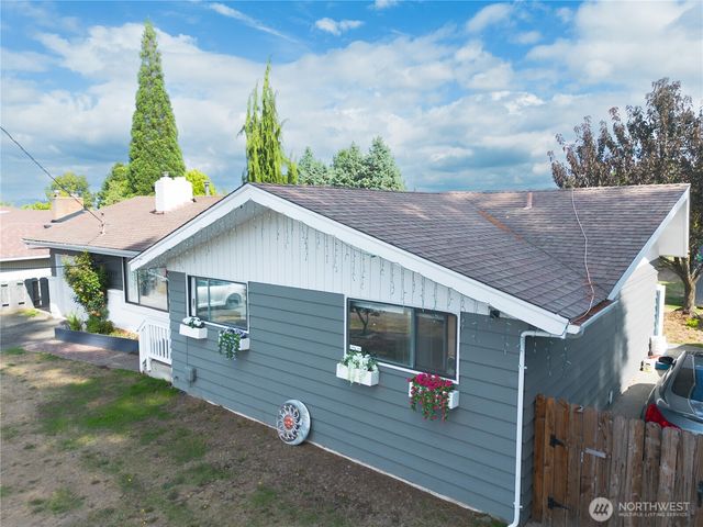17900 51st Avenue S, Seatac, WA 98188