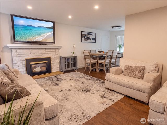 17900 51st Avenue S, Seatac, WA 98188