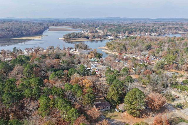 118 Buttercup Ln Lane, Hot Springs, AR 71913