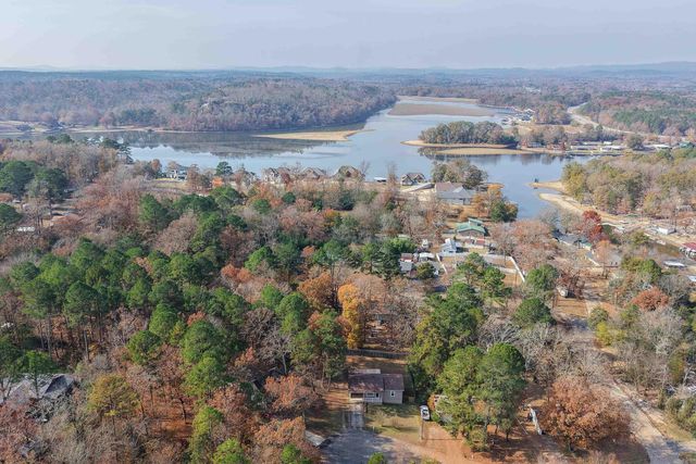 118 Buttercup Ln Lane, Hot Springs, AR 71913