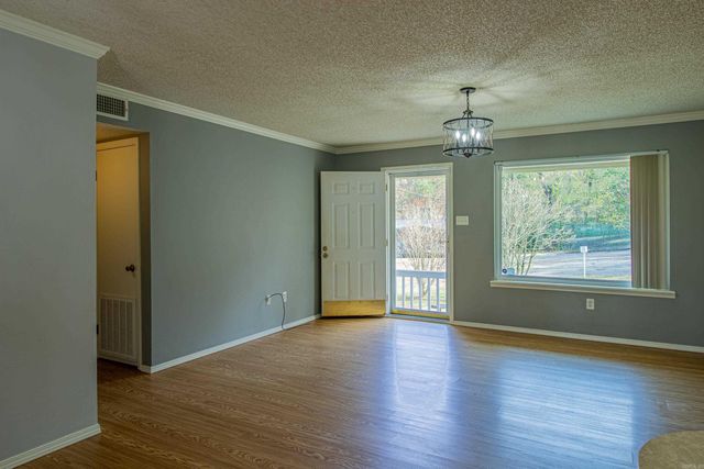 118 Buttercup Ln Lane, Hot Springs, AR 71913