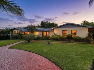 10900 SW 177th Terrace, Miami, FL 33157