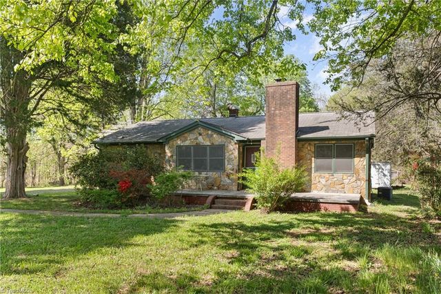 1723 Fork Bixby Road, Advance, NC 27006