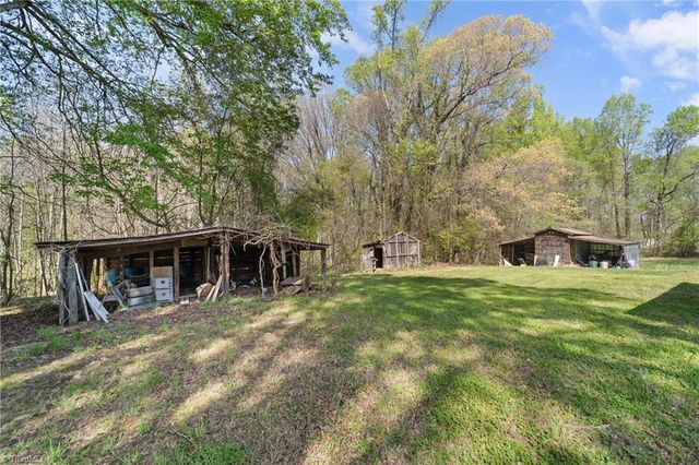 1723 Fork Bixby Road, Advance, NC 27006