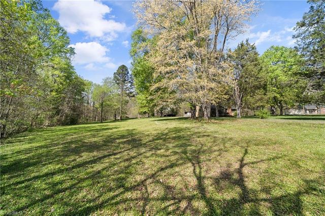 1723 Fork Bixby Road, Advance, NC 27006