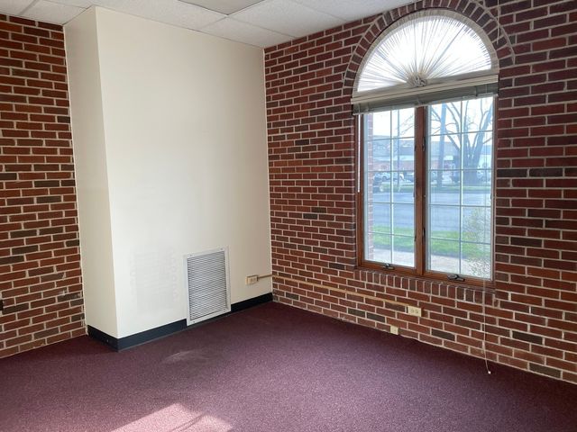 9401 S Pulaski Road 1S, Evergreen Park, IL 60805