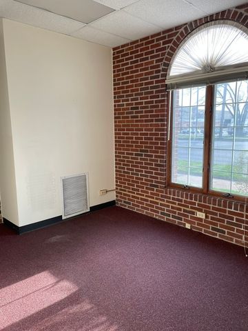 9401 S Pulaski Road 1S, Evergreen Park, IL 60805