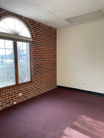 9401 S Pulaski Road 1S, Evergreen Park, IL 60805