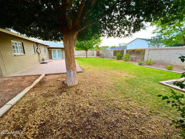 3940 E Glenrosa Avenue, Phoenix, AZ 85018