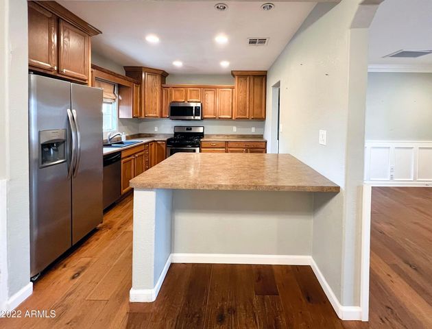 3940 E Glenrosa Avenue, Phoenix, AZ 85018