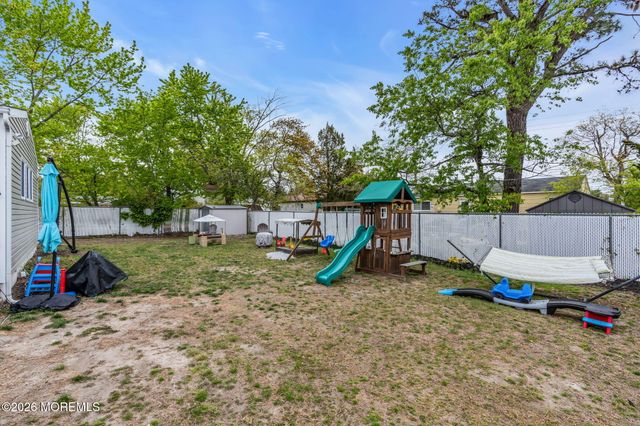 1009 Monty Road, Toms River, NJ 08753