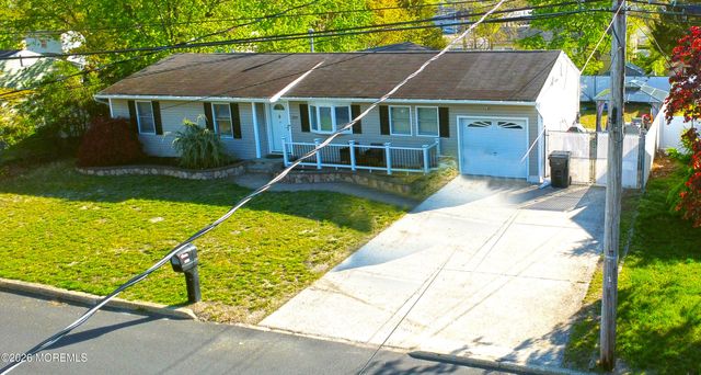 1009 Monty Road, Toms River, NJ 08753