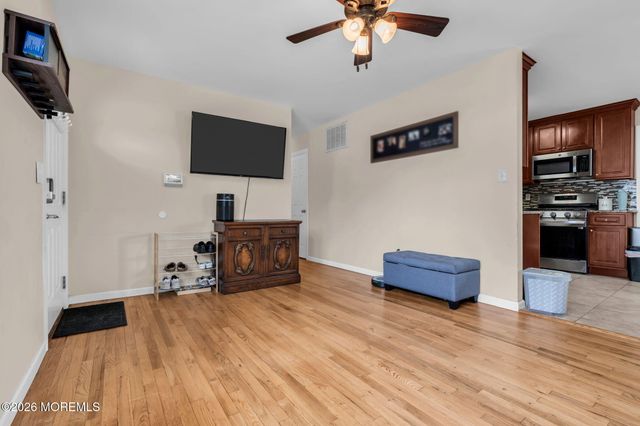 1009 Monty Road, Toms River, NJ 08753