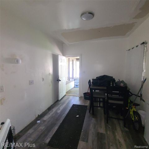 1321 Kearsley Park Boulevard, Flint, MI 48506