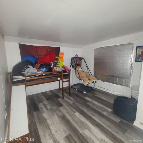 1321 Kearsley Park Boulevard, Flint, MI 48506