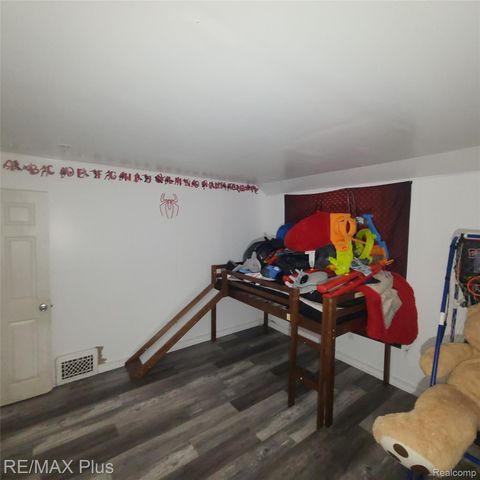 1321 Kearsley Park Boulevard, Flint, MI 48506