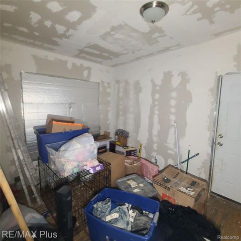 1321 Kearsley Park Boulevard, Flint, MI 48506