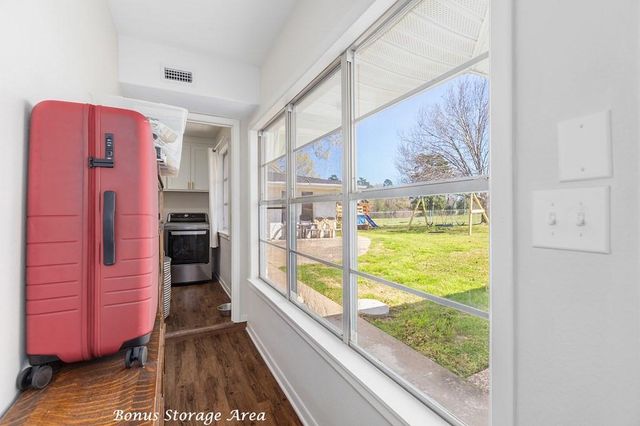 2122 Paul Avenue, Lufkin, TX 75901