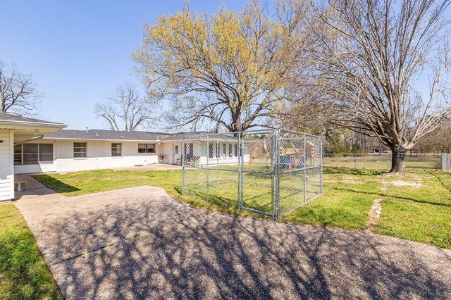 2122 Paul Avenue, Lufkin, TX 75901