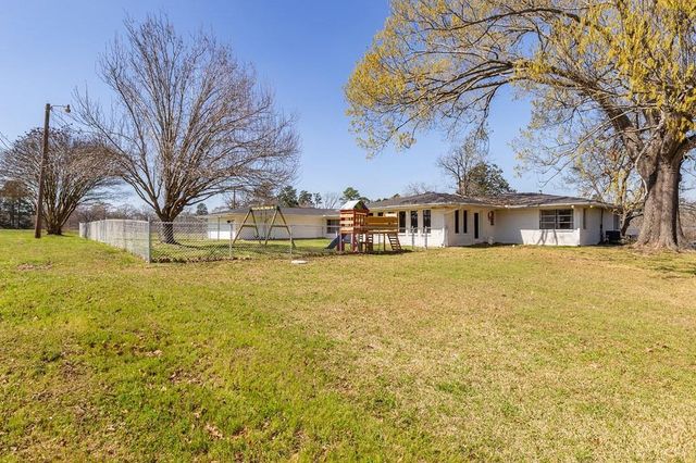 2122 Paul Avenue, Lufkin, TX 75901
