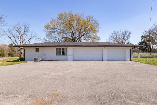 2122 Paul Avenue, Lufkin, TX 75901