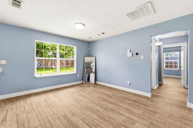 6319 Mohawk Street, Houston, TX 77016