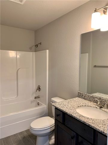 402 Red Robin Street, Centerton, AR 72719