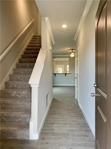 402 Red Robin Street, Centerton, AR 72719