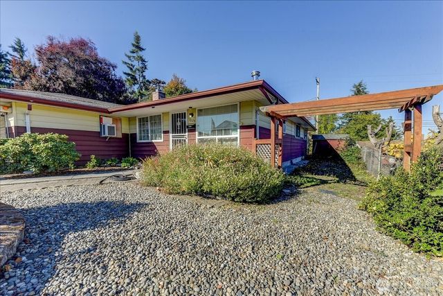 1025 E 53rd Street, Tacoma, WA 98404